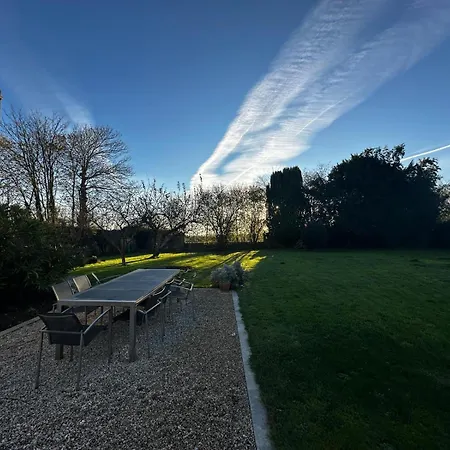 La Pommeraie, Maison Avec Tres Grand Jardin Holiday home Tracy-sur-Mer