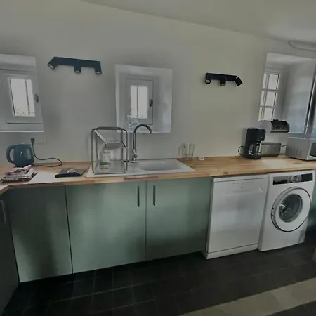 La Pommeraie, Maison Avec Tres Grand Jardin *