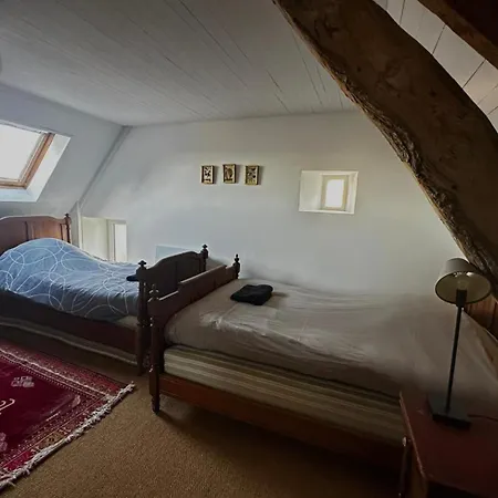 Prázdninový dům La Pommeraie, Maison Avec Tres Grand Jardin