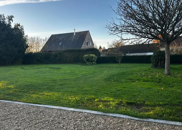 La Pommeraie, Maison Avec Tres Grand Jardin Дом отдыха *